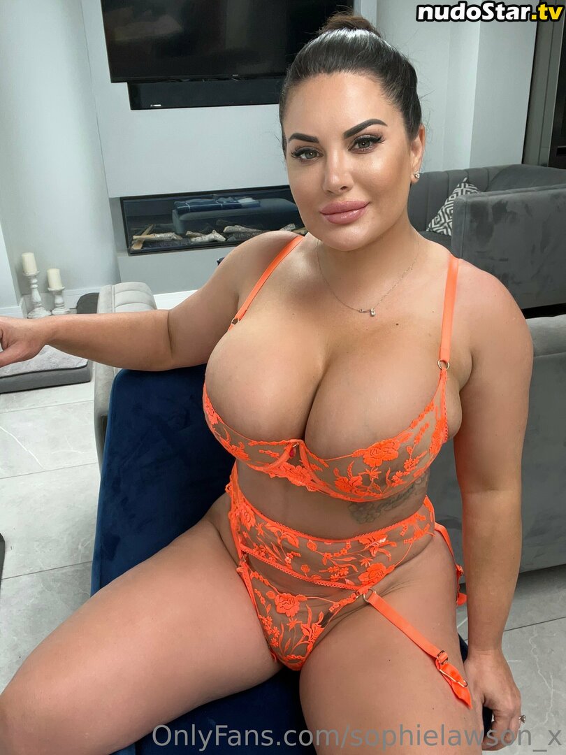 Perv-mom / Sophie Lawson / StepMother / stepmother_x Nude OnlyFans Leaked Photo #57