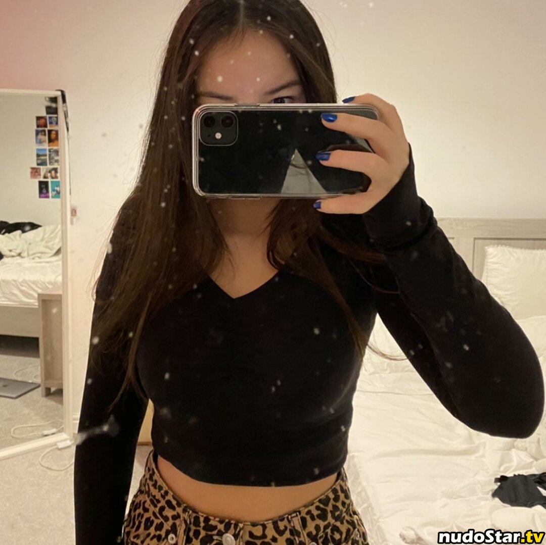 Sophie Mandaracas / sophiemandaracas_ Nude OnlyFans Leaked Photo #54