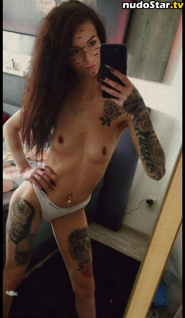 _sophiiie.official_ / sophie208_666 Nude OnlyFans Leaked Photo #17