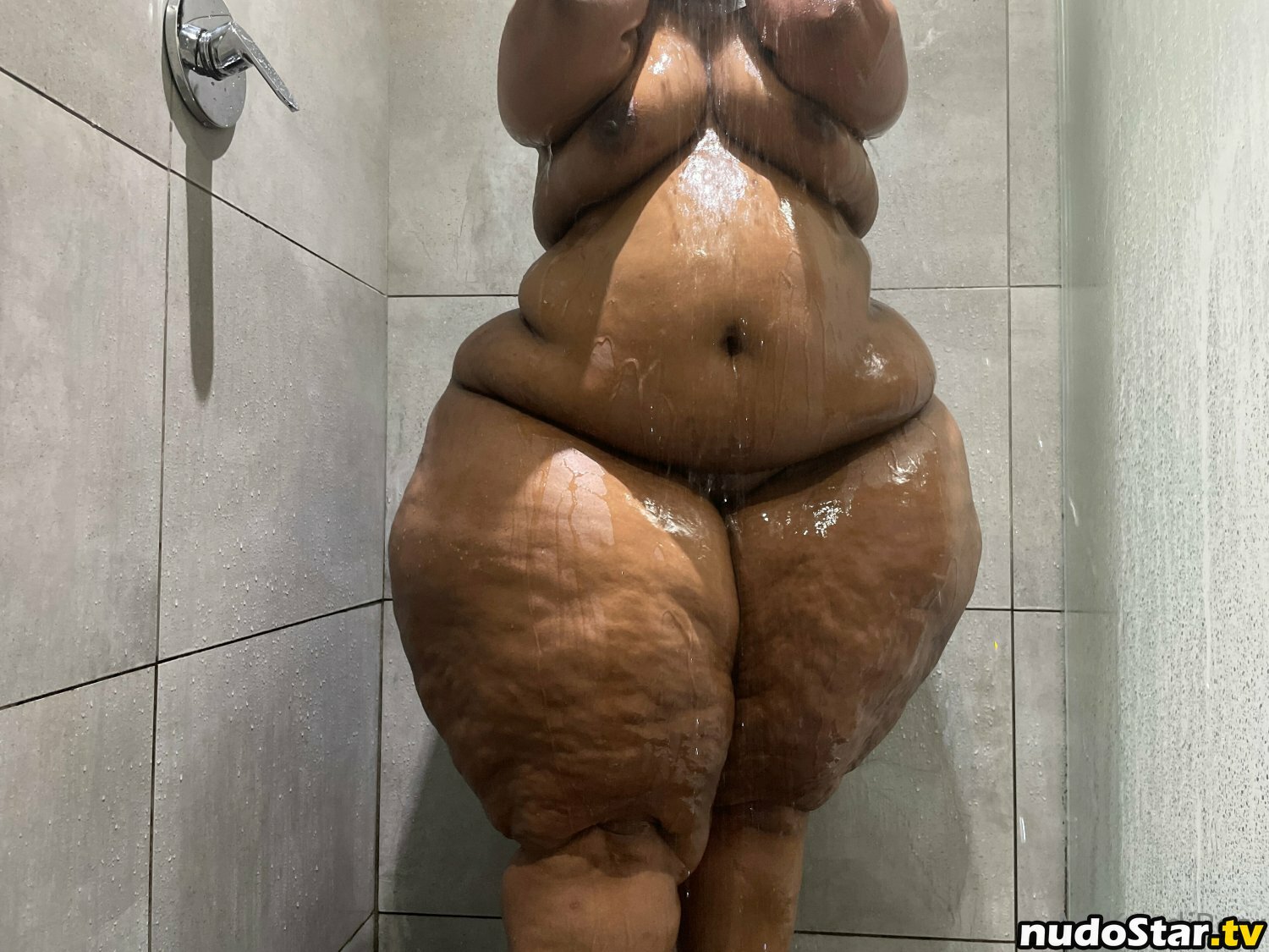 South African Thick / african.babez / the_real_liso Nude OnlyFans Leaked Photo #33