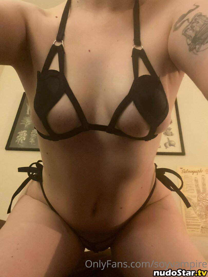 soyvampire Nude OnlyFans Leaked Photo #6
