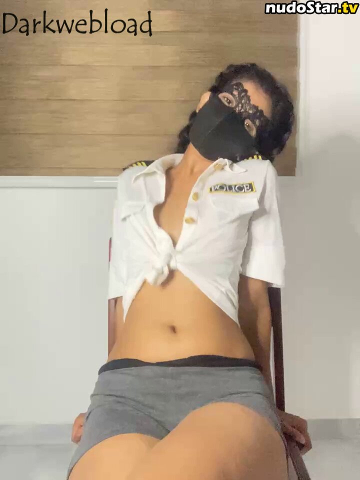 Sri Lanka / Sri Lankan Girls / hashini.guruge / poojaniperera Nude OnlyFans Leaked Photo #34