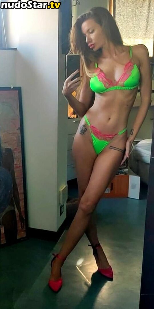Stefania Saettone / stefynazic Nude OnlyFans Leaked Photo #8