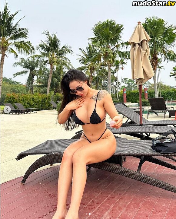 Stella Xu / xunianwan_stella Nude OnlyFans Leaked Photo #52