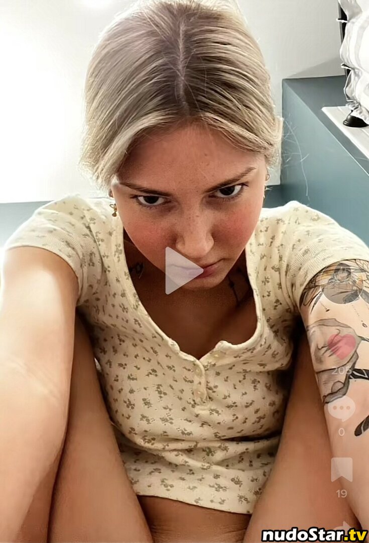 BellaRose / Paris del riesgo / Stinkypoopyfartface Nude OnlyFans Leaked Photo #1