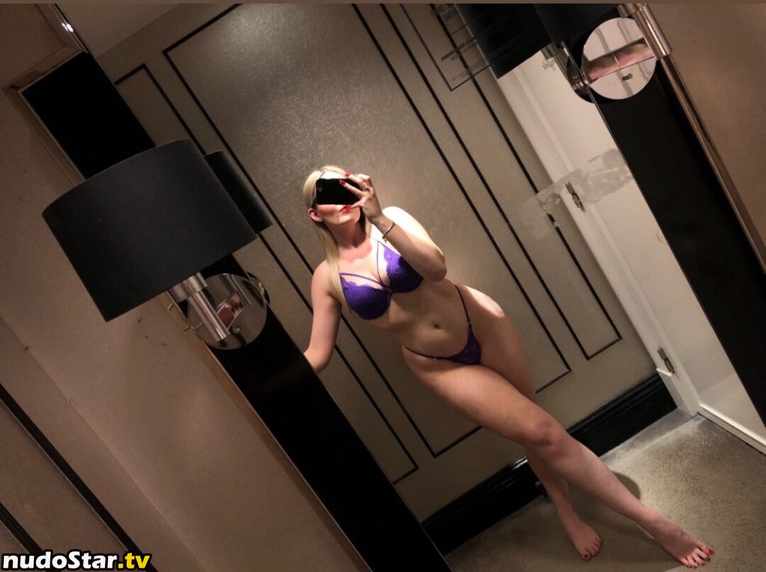 stockingsandheels1 Nude OnlyFans Leaked Photo #1