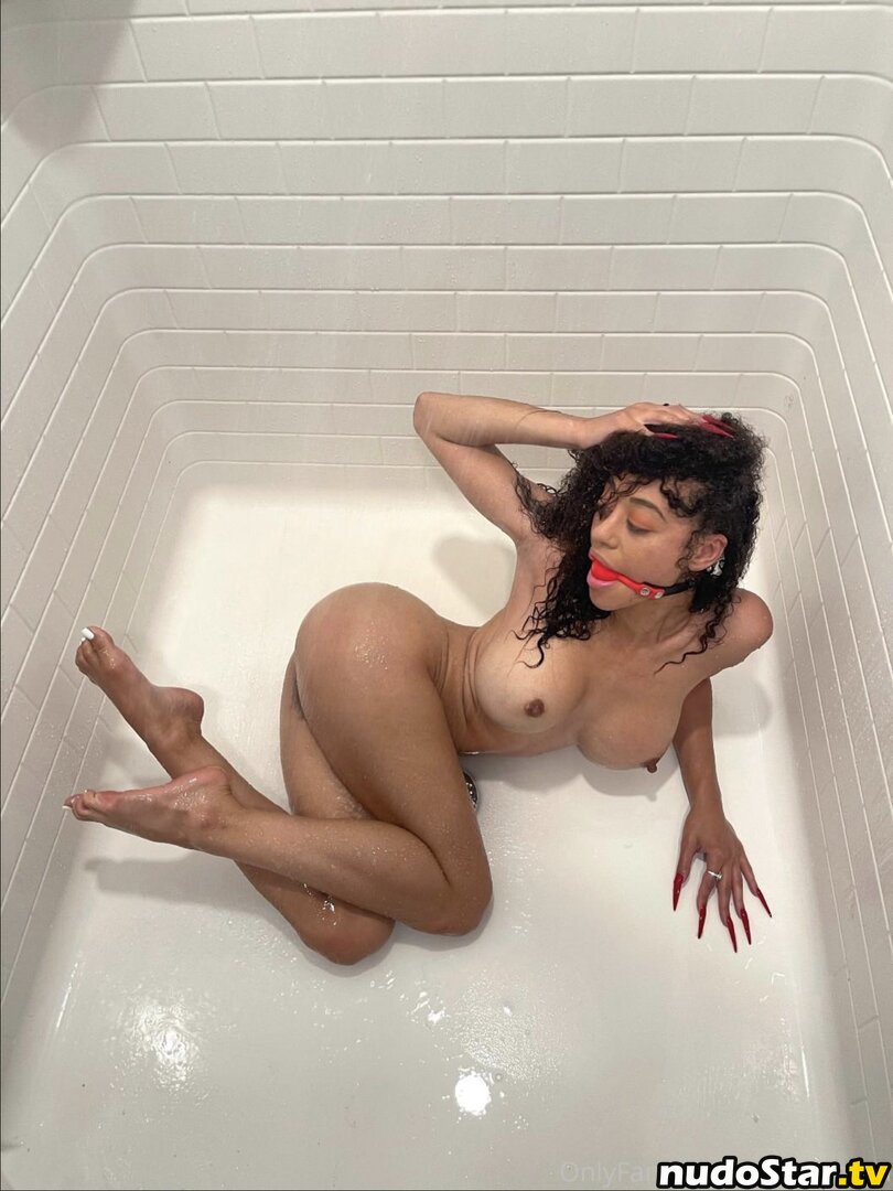 Stormi Maya / Stormimayafree / stormimaya / stormimfmaya Nude OnlyFans Leaked Photo #530
