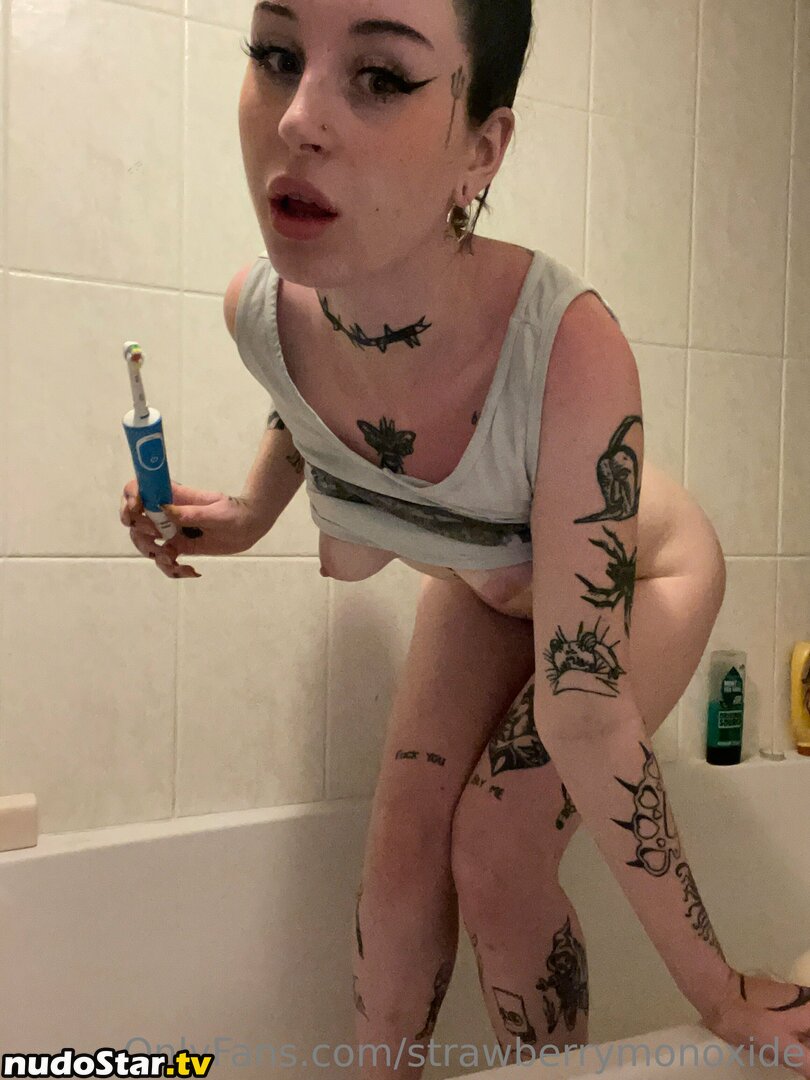 strawberrymonoxide Nude OnlyFans Leaked Photo #10