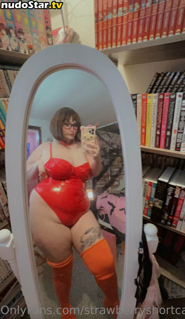 strawberryshortcakeee Nude OnlyFans Leaked Photo #59