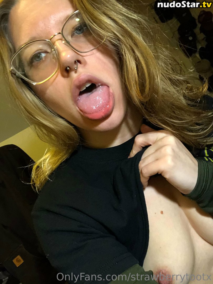 Strawberrytootsx / Strawberrytootx / strawberrytootsiee Nude OnlyFans Leaked Photo #3