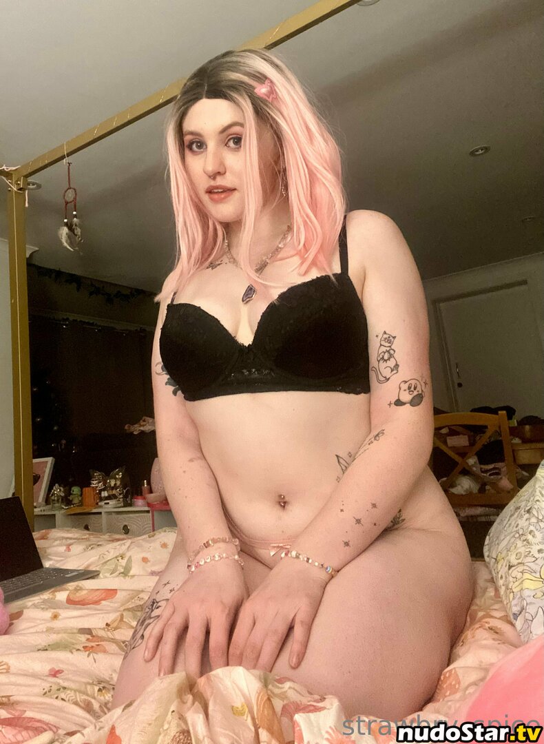 strawbryspice Nude OnlyFans Leaked Photo #34