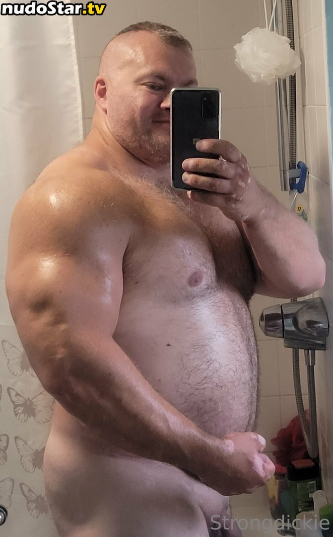 dickiev_espn / strongdickie Nude OnlyFans Leaked Photo #1
