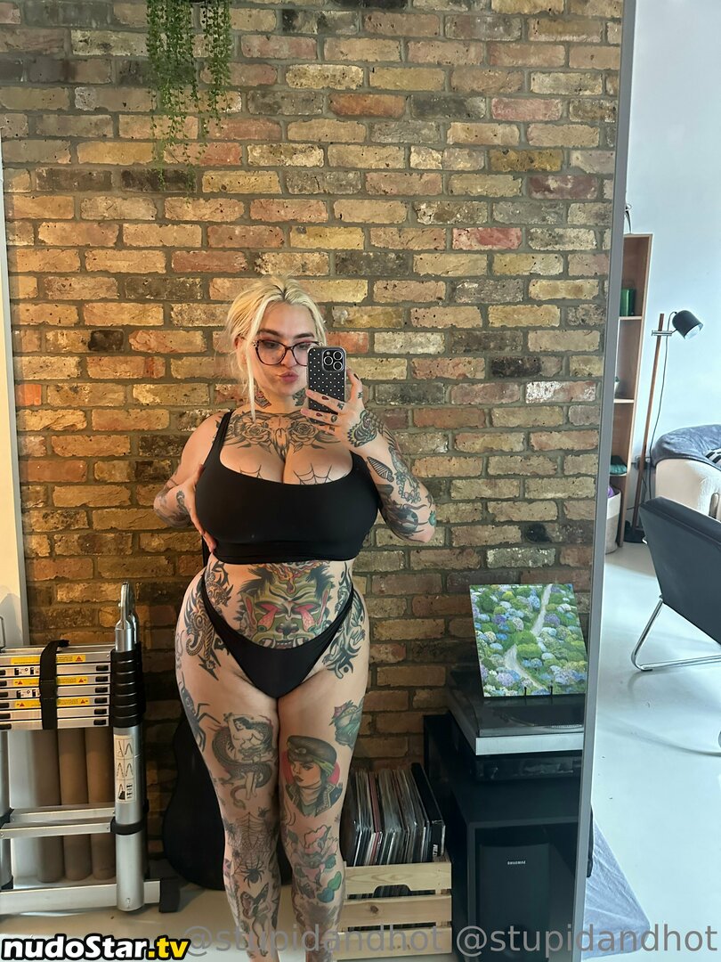 krispypinaham / stupiderandhotter Nude OnlyFans Leaked Photo #8