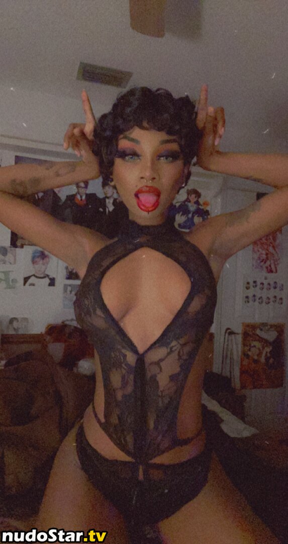 hollowqxween / succubusdollie Nude OnlyFans Leaked Photo #3
