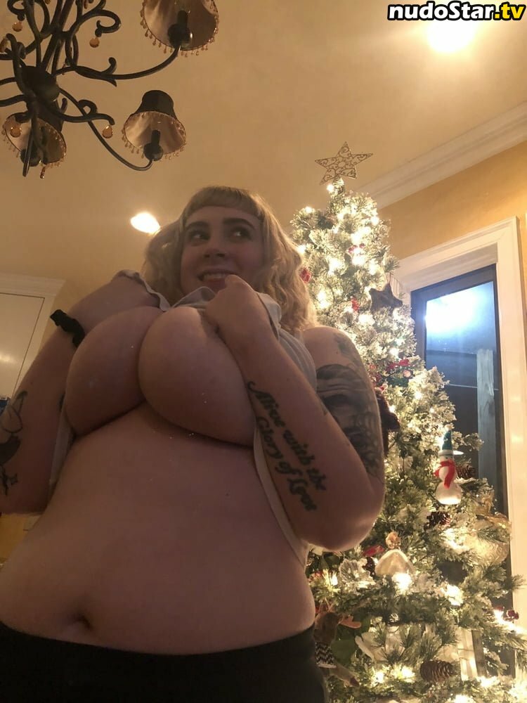 itsaprilmarie / succubusty666 Nude OnlyFans Leaked Photo #30