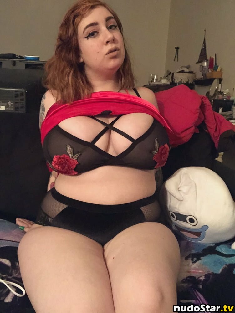 itsaprilmarie / succubusty666 Nude OnlyFans Leaked Photo #35