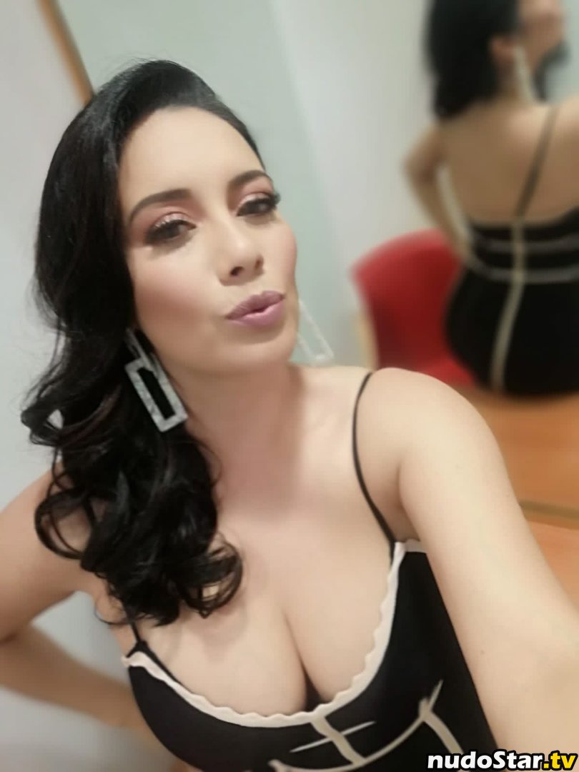 Sugey Abrego / https: / sugeyabrego / sugeyabregotv Nude OnlyFans Leaked Photo #1