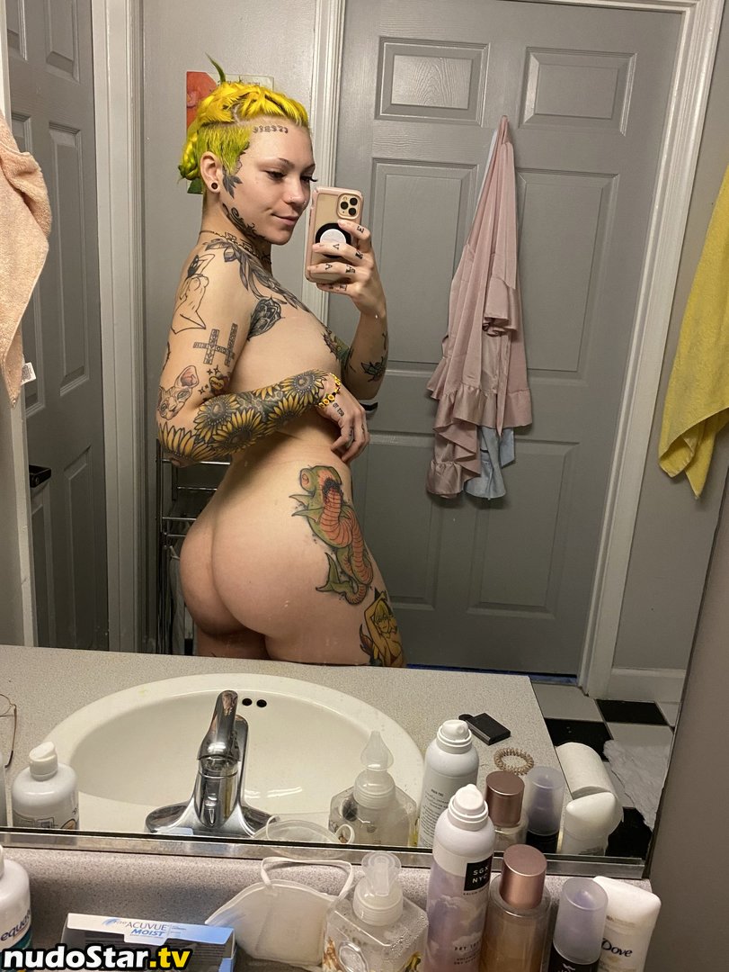 Sunny hues / sunny.hues / sunnyfuckinhues / sunnyhues Nude OnlyFans Leaked Photo #16