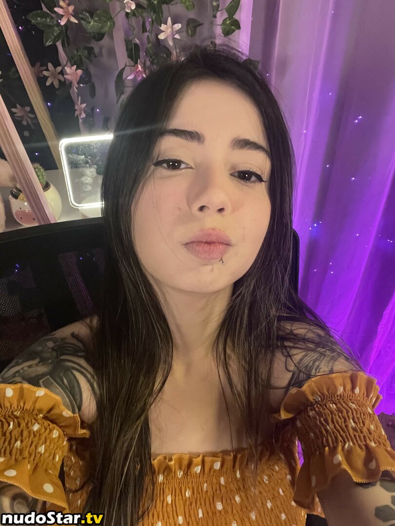 Gabriela / sunsetgaiaASMR / sunsetgaia_asmr / sunsetsandsamosas Nude OnlyFans Leaked Photo #11