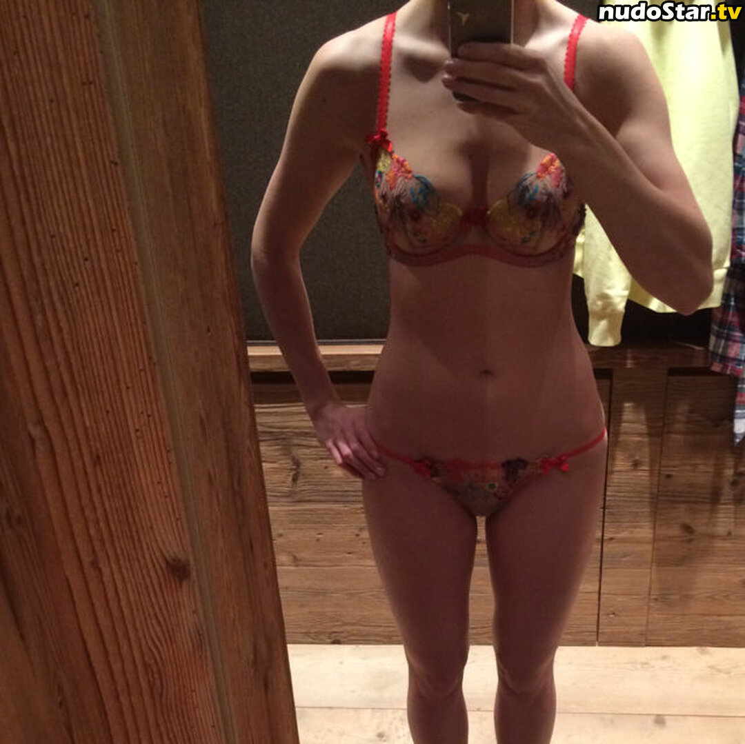 Susie Wolff / susie_wolff Nude OnlyFans Leaked Photo #9