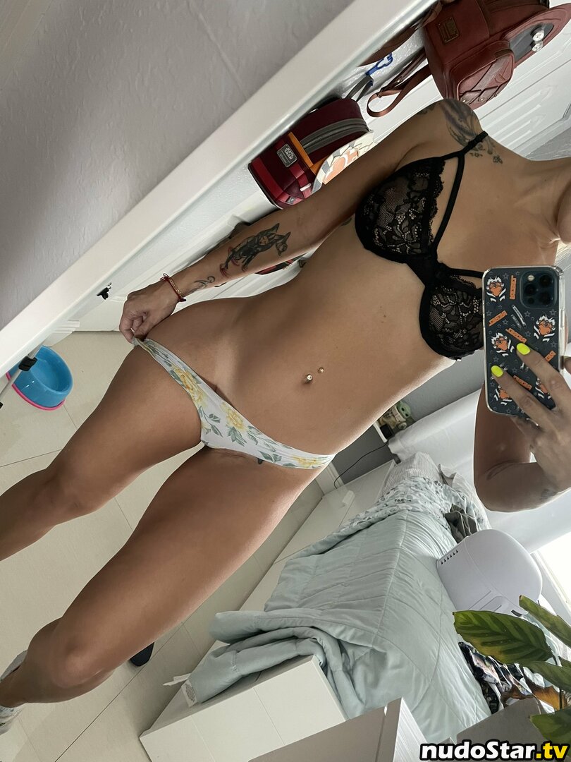 Suzee Fett / suzee_fett Nude OnlyFans Leaked Photo #8