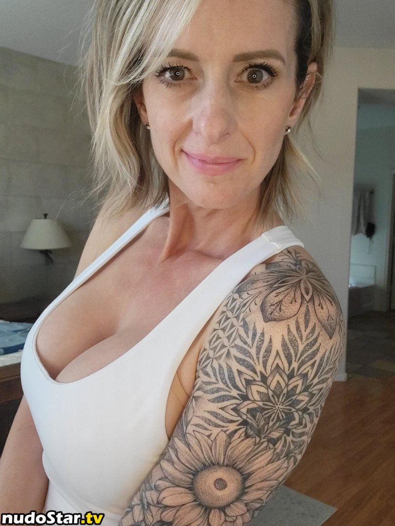 sweet_n_sexy_erin / sweetxxtooth Nude OnlyFans Leaked Photo #1