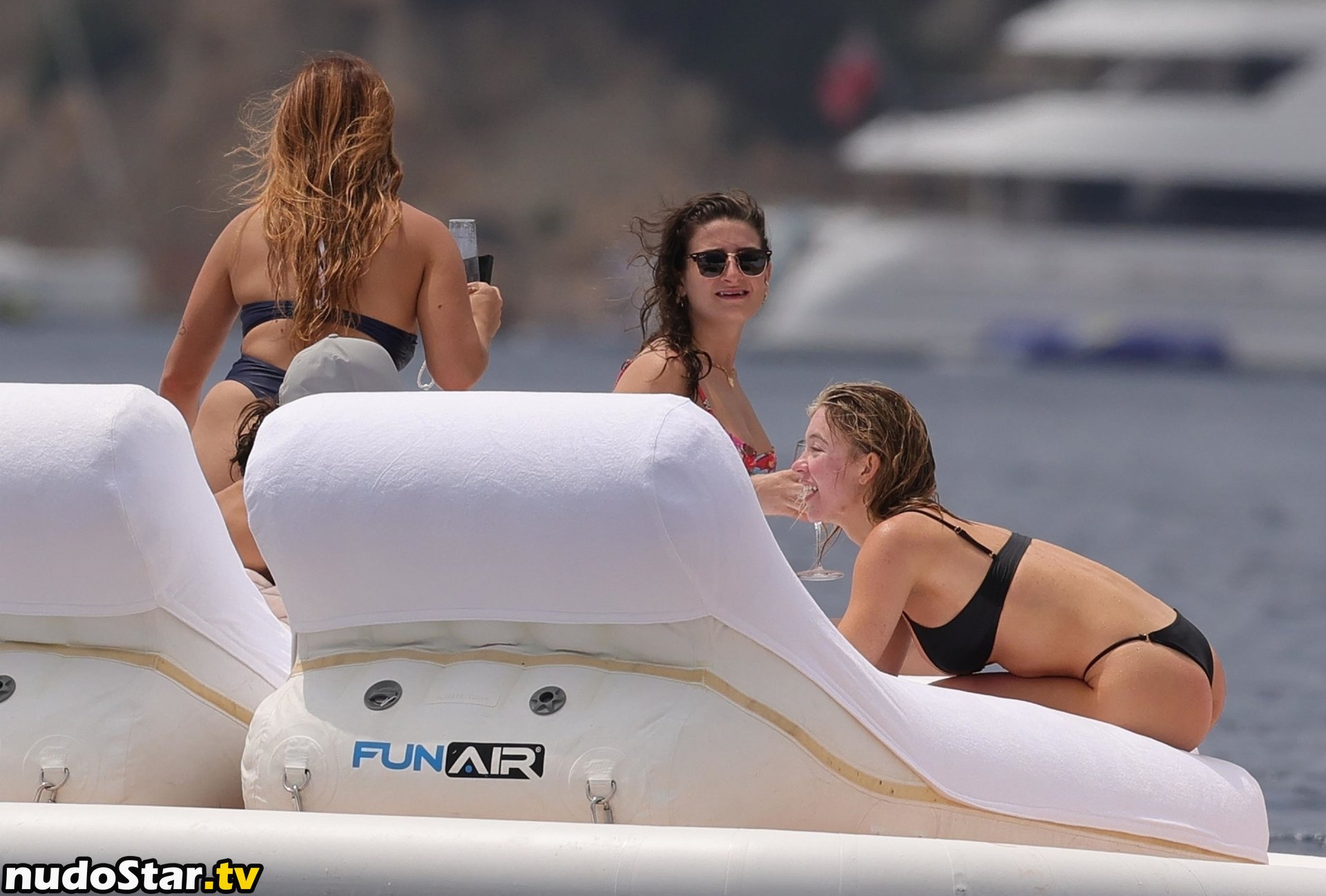 Sydney Sweeney / sydney_sweeney / sydneysweeney Nude OnlyFans Leaked Photo #48