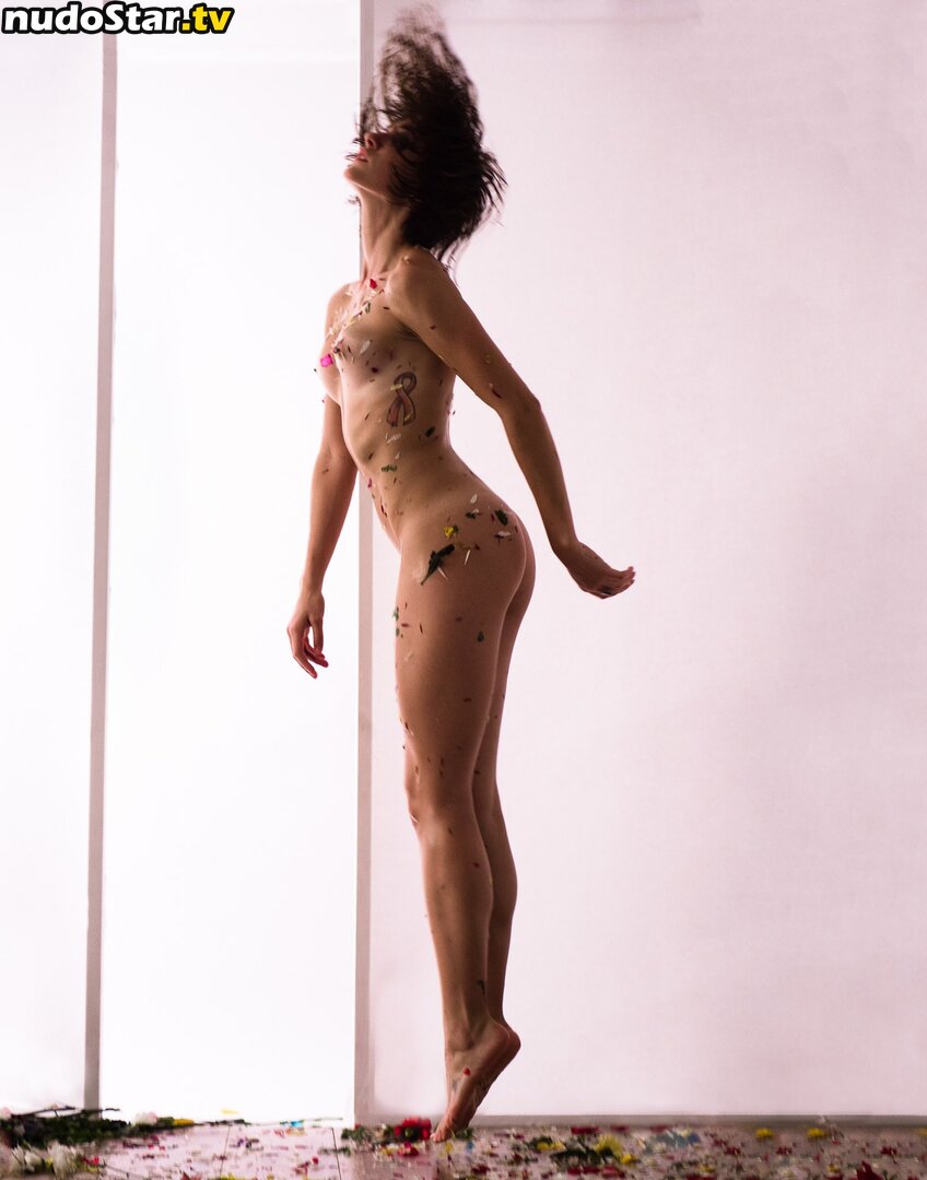 Sydney Gayle Amanuel / sydneygayle Nude OnlyFans Leaked Photo #9