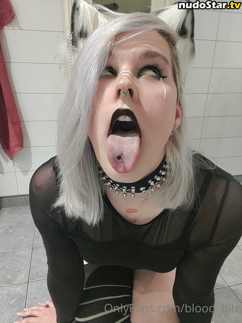 Rouge_Goth / Tall Goth / blood_bite Nude OnlyFans Leaked Photo #10