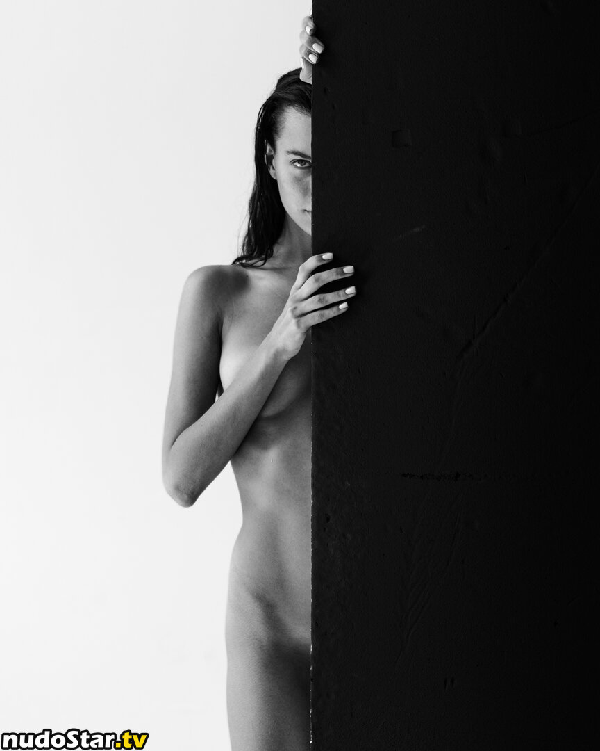 Tanya Sizova / tanechkatanysha / tanua.ts Nude OnlyFans Leaked Photo #5