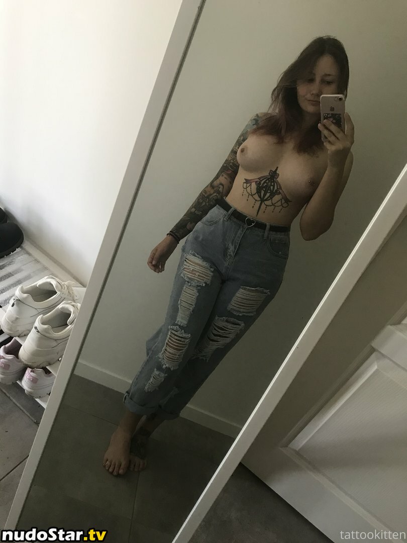 explore / tattookitten Nude OnlyFans Leaked Photo #1