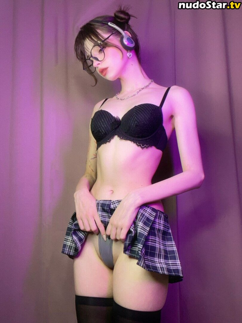 _tenletters_ / https: / tenletters Nude OnlyFans Leaked Photo #565