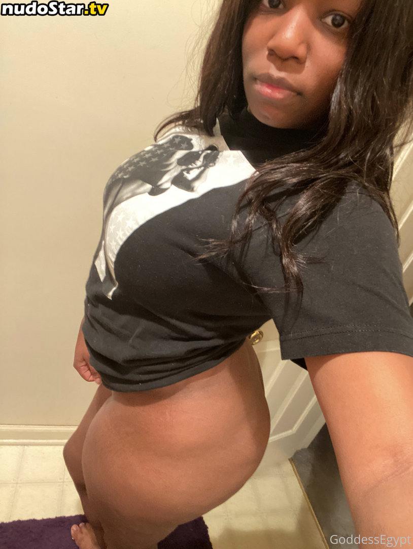 thatchocobxtch / thatchocobxtch2 Nude OnlyFans Leaked Photo #21