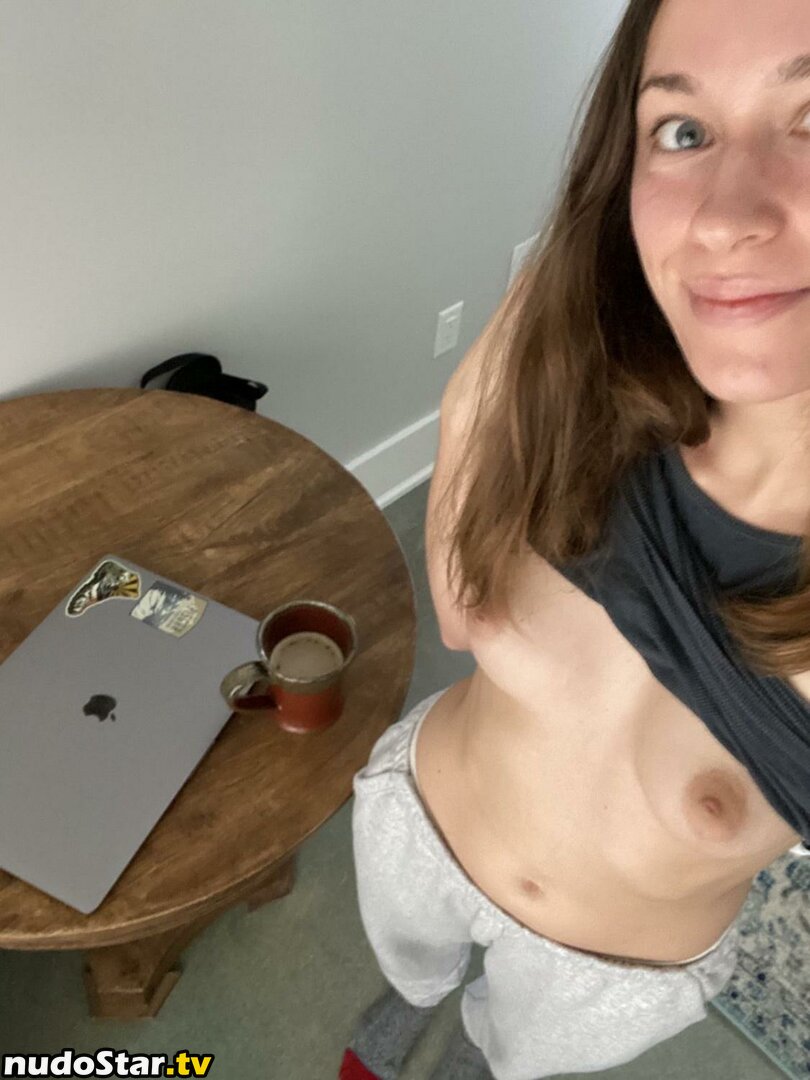 celesteschmeckle / hastalapasta96 / thatllbe25schmeckles Nude OnlyFans Leaked Photo #73