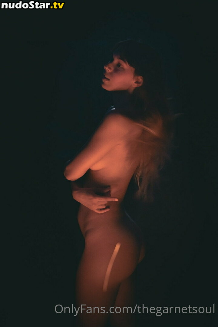robincy / robincyn / thegarnetsoul Nude OnlyFans Leaked Photo #40