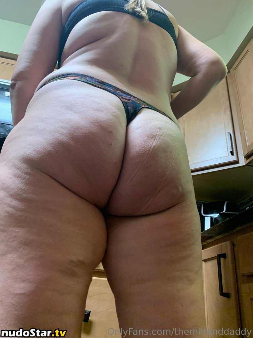themilfanddaddy / theyloveemandyy Nude OnlyFans Leaked Photo #54