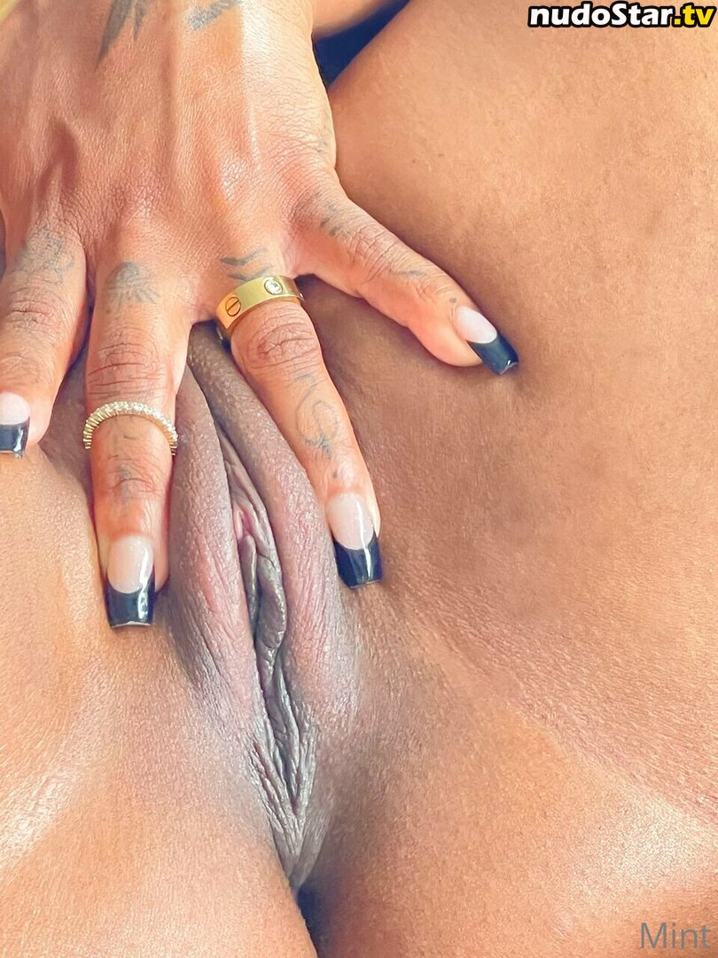 thereal_mint / therealbombshell_mint Nude OnlyFans Leaked Photo #70
