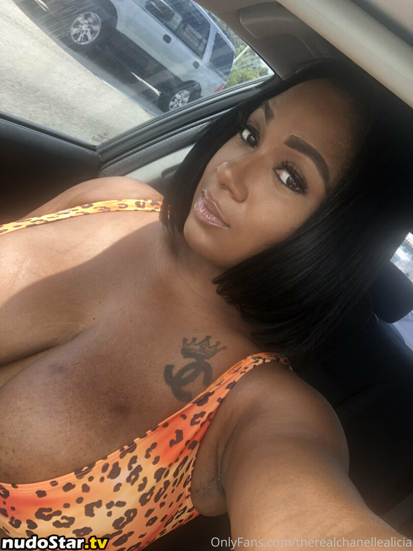 chanelle__alicia / therealchanellealicia Nude OnlyFans Leaked Photo #8
