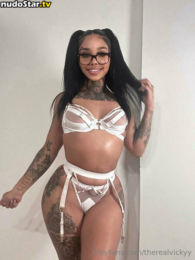 _luhcuban / therealvickyy Nude OnlyFans Leaked Photo #97