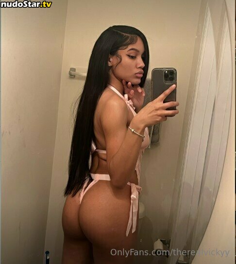 _luhcuban / therealvickyy Nude OnlyFans Leaked Photo #112