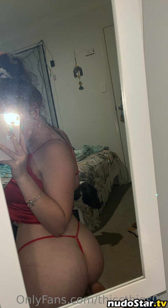 thiccthighs_ddd / thiccthigs03 Nude OnlyFans Leaked Photo #1