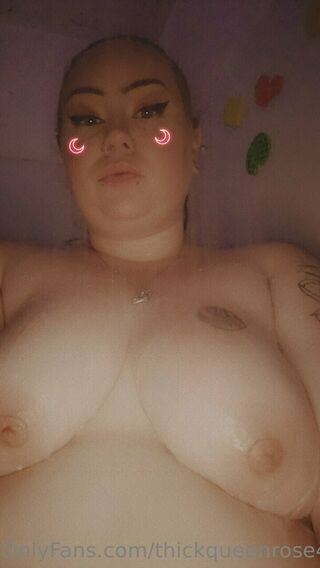 thickqueenrose420