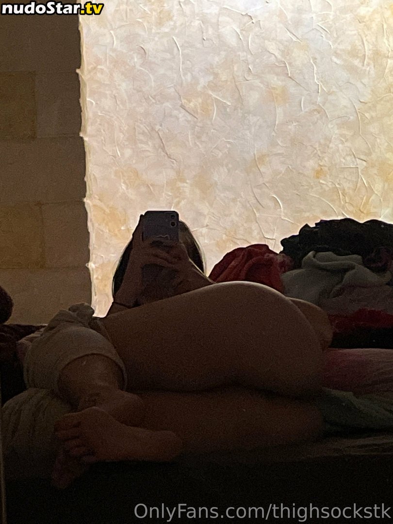 suffocate_me_with_thighs / thighsockstk Nude OnlyFans Leaked Photo #11