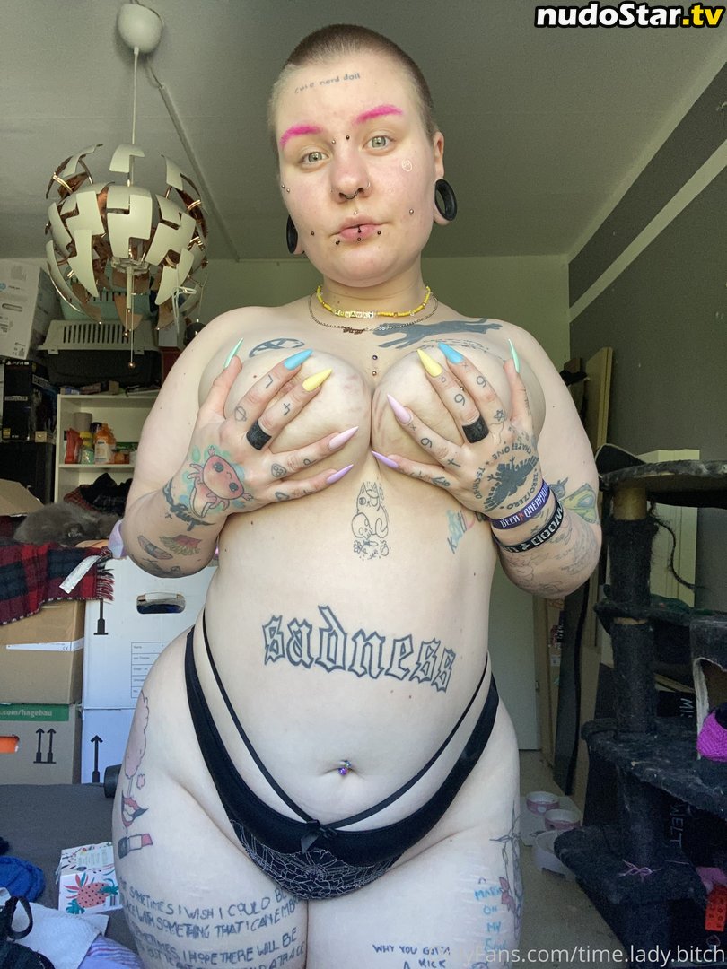 elyse_myers / time.lady.bitch Nude OnlyFans Leaked Photo #3