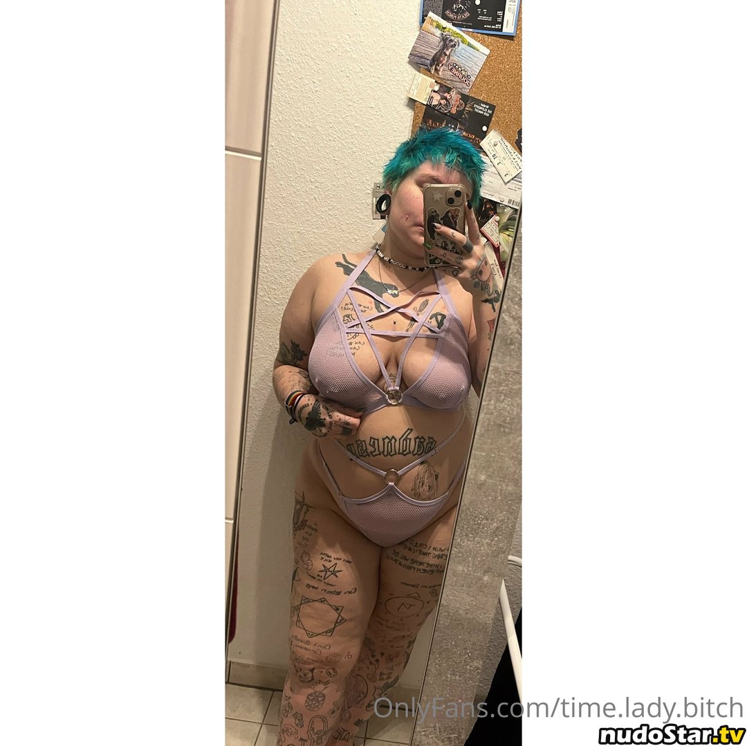 elyse_myers / time.lady.bitch Nude OnlyFans Leaked Photo #8