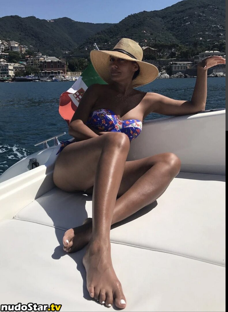 Tracee Ellis Ross / traceeellisross Nude OnlyFans Leaked Photo #56