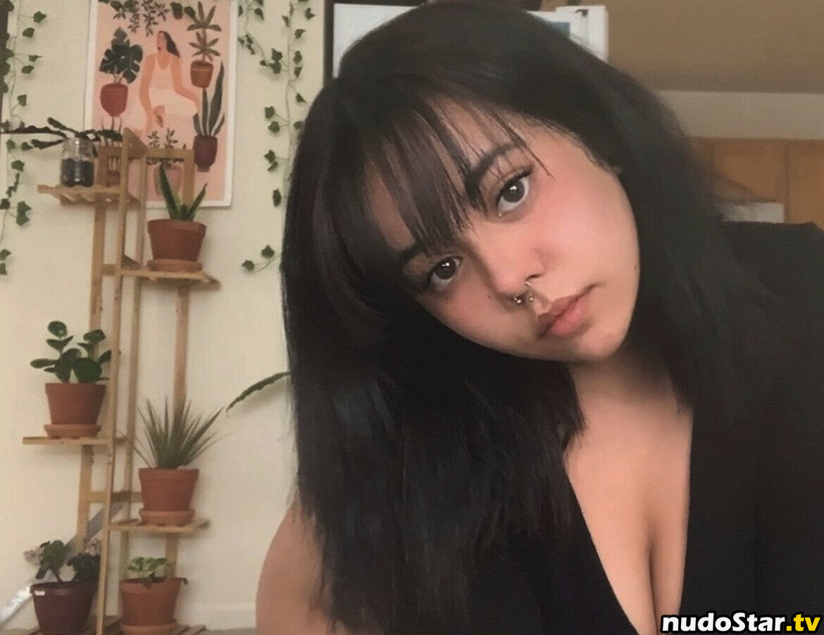 Saddestdoll / trappedbydecayingearth Nude OnlyFans Leaked Photo #6