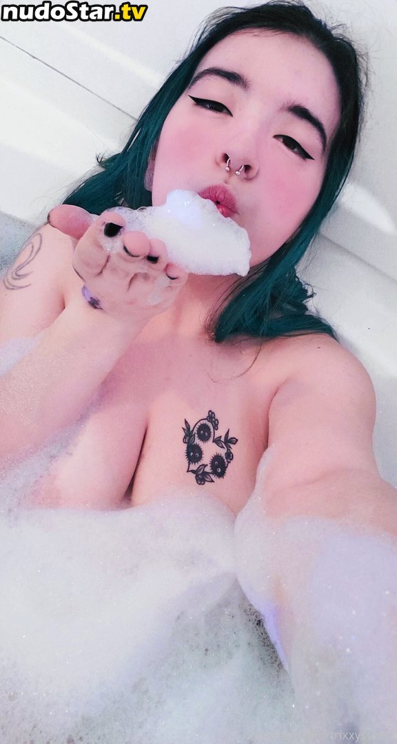 trixxystarlin Nude OnlyFans Leaked Photo #3