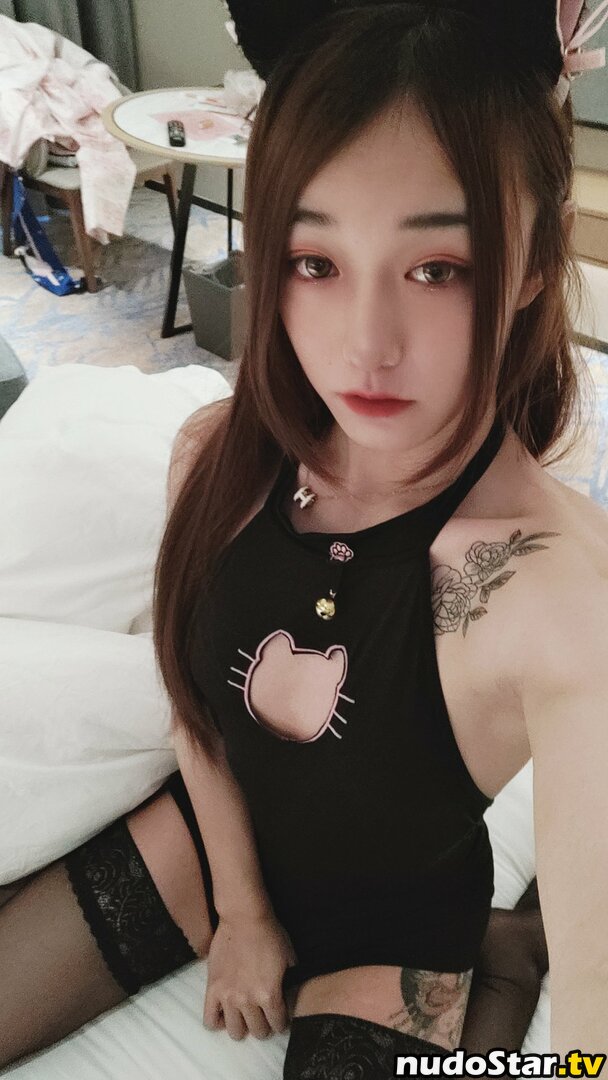 DlingC / TS Bell Rabbit Meow / bell.ts Nude OnlyFans Leaked Photo #11