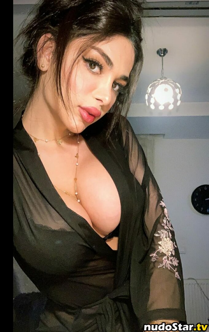Noorssss1994 / TS Nour / nour_official994 Nude OnlyFans Leaked Photo #9